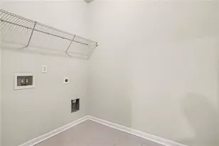 2464 Hanover Woods Rd, Lithonia, GA 30058 - Photo 29