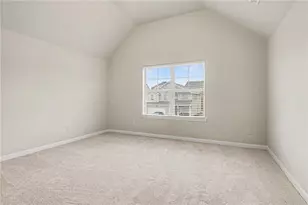 2464 Hanover Woods Rd, Lithonia, GA 30058 - Photo 27