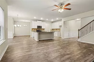 2464 Hanover Woods Rd, Lithonia, GA 30058 - Photo 7