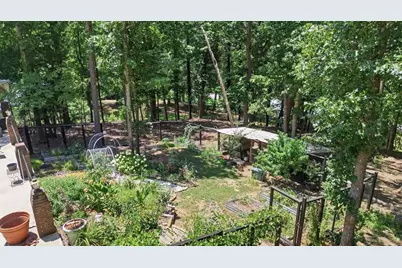 4525 Mountain View Road, Oakwood, GA 30566 - Photo 11