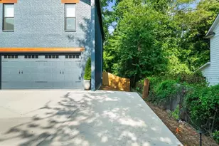1871 Dyer Cir, Atlanta, GA 30341 - Photo 49
