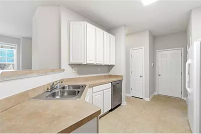 1006 Ivydale Circle, Lawrenceville, GA 30045 - Photo 9