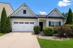 7542 St David St, Fairburn, GA 30213 - Photo 1