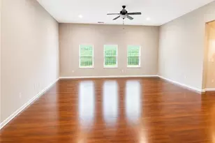 7542 St David St, Fairburn, GA 30213 - Photo 9