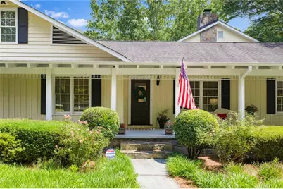 2324 E Cherokee Drive, Woodstock, GA 30188 - Photo 3