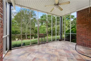 129 Holiday Rd, Buford, GA 30518 - Photo 43
