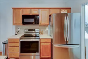 129 Holiday Rd, Buford, GA 30518 - Photo 13