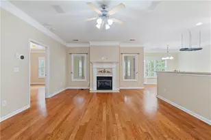 129 Holiday Rd, Buford, GA 30518 - Photo 7