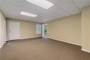 129 Holiday Rd, Buford, GA 30518 - Photo 37