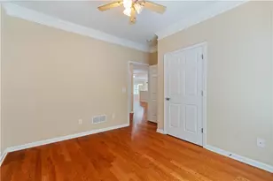 129 Holiday Rd, Buford, GA 30518 - Photo 19