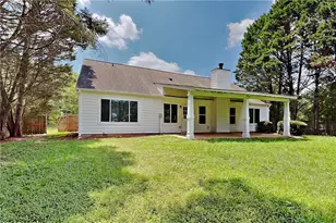 111 Meadowview Ln, Powder Springs, GA 30127 - Photo 17
