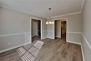 7240 Coral Lake Dr, Flowery Branch, GA 30542 - Photo 5