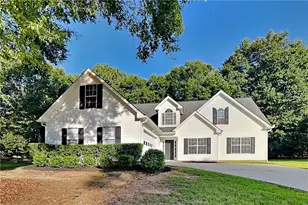 7240 Coral Lake Dr, Flowery Branch, GA 30542 - Photo 1
