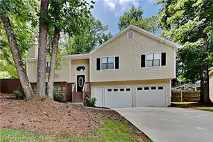6035 Stone Wood Dr NW, Kennesaw, GA 30152 - Photo 1