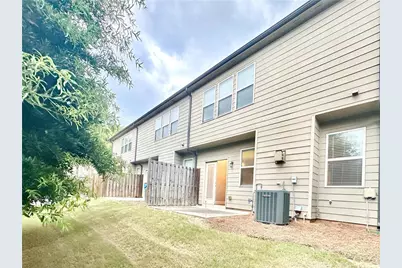 390 Holdings Drive, Lawrenceville, GA 30044 - Photo 35