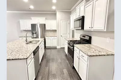 390 Holdings Drive, Lawrenceville, GA 30044 - Photo 7