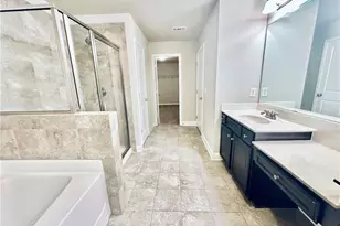 390 Holdings Dr, Lawrenceville, GA 30044 - Photo 29