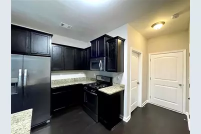 6926 Golden Bud Lane, Flowery Branch, GA 30542 - Photo 7