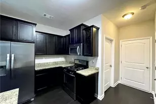 6926 Golden Bud Ln, Flowery Branch, GA 30542 - Photo 7