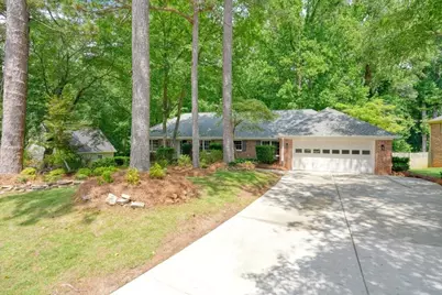 556 Lees Trace SW, Marietta, GA 30064 - Photo 9