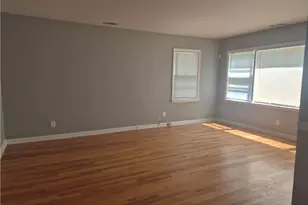 547 SW Westmeath Dr SW, Atlanta, GA 30310 - Photo 5