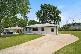 1902 Mural Cir, Morrow, GA 30260 - Photo 3