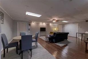 2560 Piney Wood Ln, Atlanta, GA 30344 - Photo 9