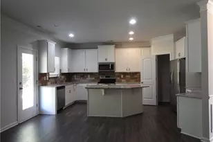 720 Country Ridge Dr, Hoschton, GA 30548 - Photo 5