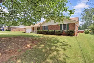 3898 Hunters Chase SW, Conyers, GA 30094 - Photo 3