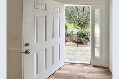 2945 Georgian Manor Drive, Alpharetta, GA 30022 - Photo 3