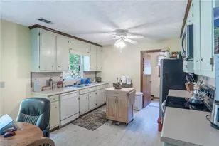 6288 New Mill Trail, Acworth, GA 30102 - Photo 7