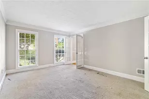 5040 Huntshire Ln SW, Lilburn, GA 30047 - Photo 7