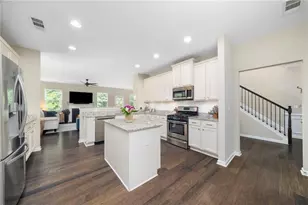 120 Kasey Dr, Woodstock, GA 30189 - Photo 7