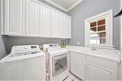3901 Hazelhurst Drive, Marietta, GA 30066 - Photo 33