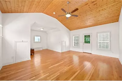 3901 Hazelhurst Drive, Marietta, GA 30066 - Photo 9