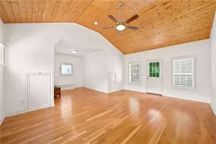 3901 Hazelhurst Dr, Marietta, GA 30066 - Photo 9