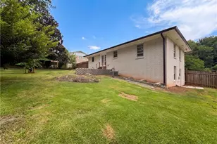 3119 Holbrook Dr SW, Marietta, GA 30060 - Photo 15