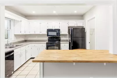 7500 Roswell Road #80, Atlanta, GA 30350 - Photo 11