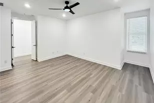 403 Burgundy Wy, Woodstock, GA 30188 - Photo 19