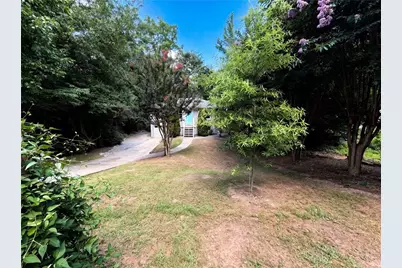 2336 Nesbitt Drive NE, Atlanta, GA 30319 - Photo 19