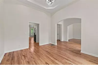 5173 Barrington Trace Drive, Atlanta, GA 30331 - Photo 11
