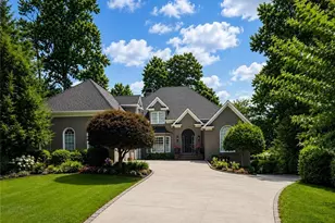 100 Ridgetree Ln, Marietta, GA 30068 - Photo 1