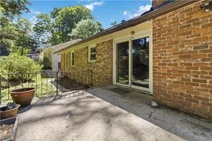 2738 Foster Ridge Rd, Atlanta, GA 30345 - Photo 21