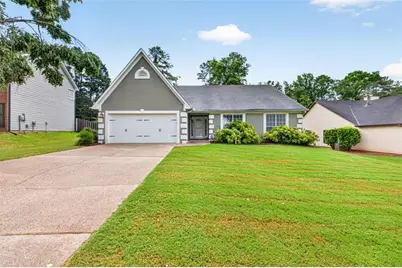 910 Prestonwood Drive, Lawrenceville, GA 30043 - Photo 1