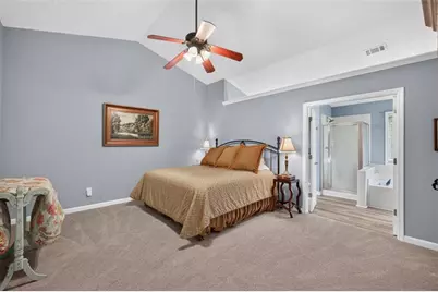 910 Prestonwood Drive, Lawrenceville, GA 30043 - Photo 15