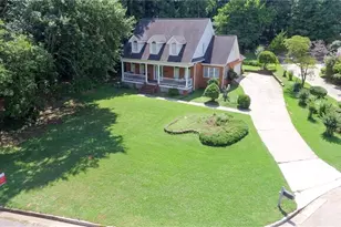 2075 Whispering Pines Ln, McDonough, GA 30253 - Photo 3