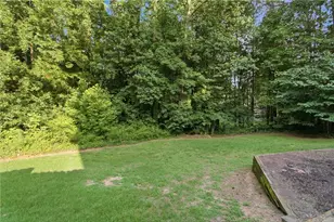 399 N Victoria Rd, Woodstock, GA 30189 - Photo 31