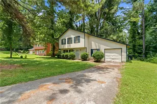 3957 Brookstone Ct, Ellenwood, GA 30294 - Photo 3