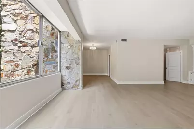 2632 Peachtree Road NW #304B, Atlanta, GA 30305 - Photo 15