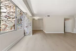 2632 Peachtree Rd NW, Atlanta, GA 30305 - Photo 15